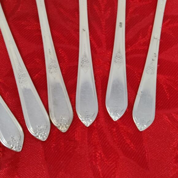 8X Tsp COTILLION Rogers Vintage Silverplate Flatware IS Teaspoons - Picture 12 of 13